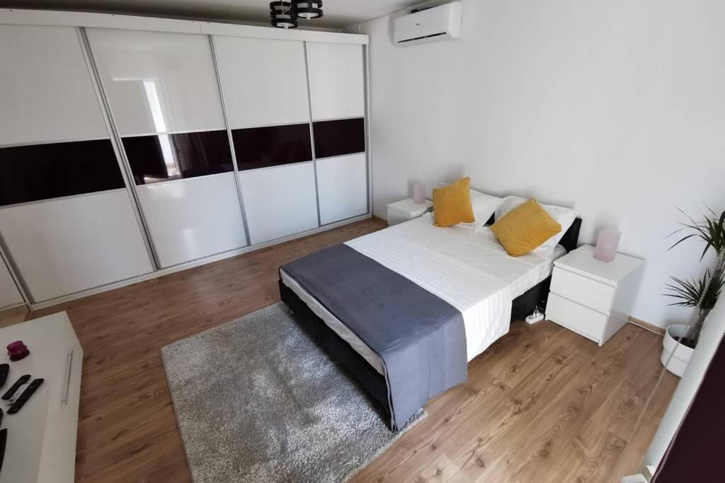 Bertigart Studio Apartment Bucarest Exterior foto